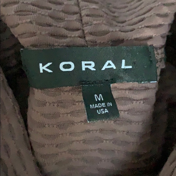 📌 Koral Pump Closed Mesh Pullover Cowl Neck - Picture 3 of 7